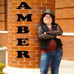Meet your Posher, Amber